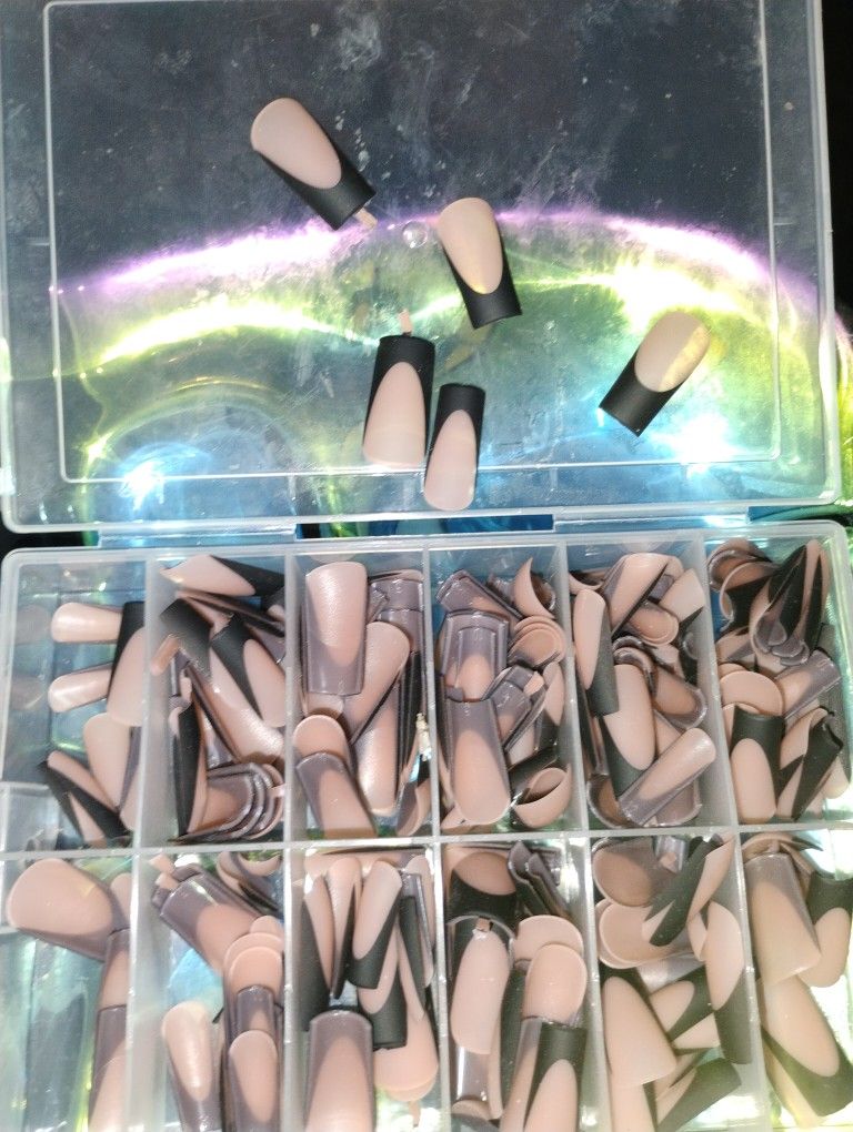 360 Black Presson Nails