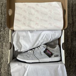 Nike SB Dunk Low Pro QS 