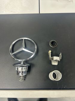 Mercedes SLS Hood Ornament