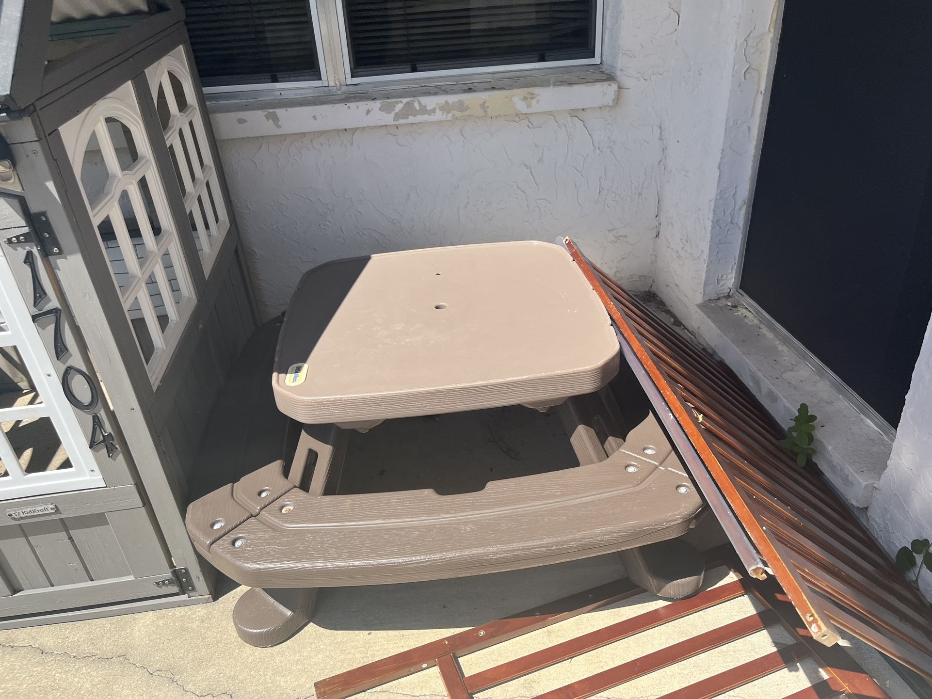 Kids Bench/lunchtable
