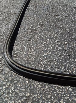 87-95 Jeep Wrangler YJ Windshield Glass Inside Seal Gasket Top Quality