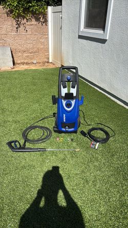 Sun Joe Electric Pressure Washer with Accessories