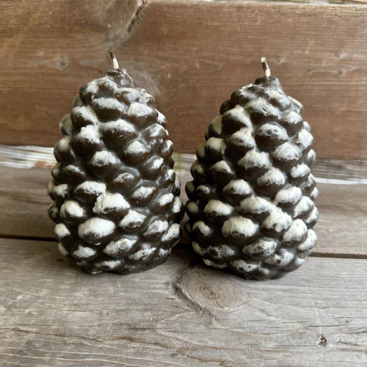 Vintage Set of 2 Realistic Pinecone Snow Tipped Candle Set Unscented Novelty 5"