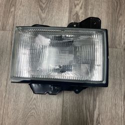94-97 Honda Passport, 91-97 Isuzu Rodeo New genuine Left Driver side Headlight 8-97808-625-1