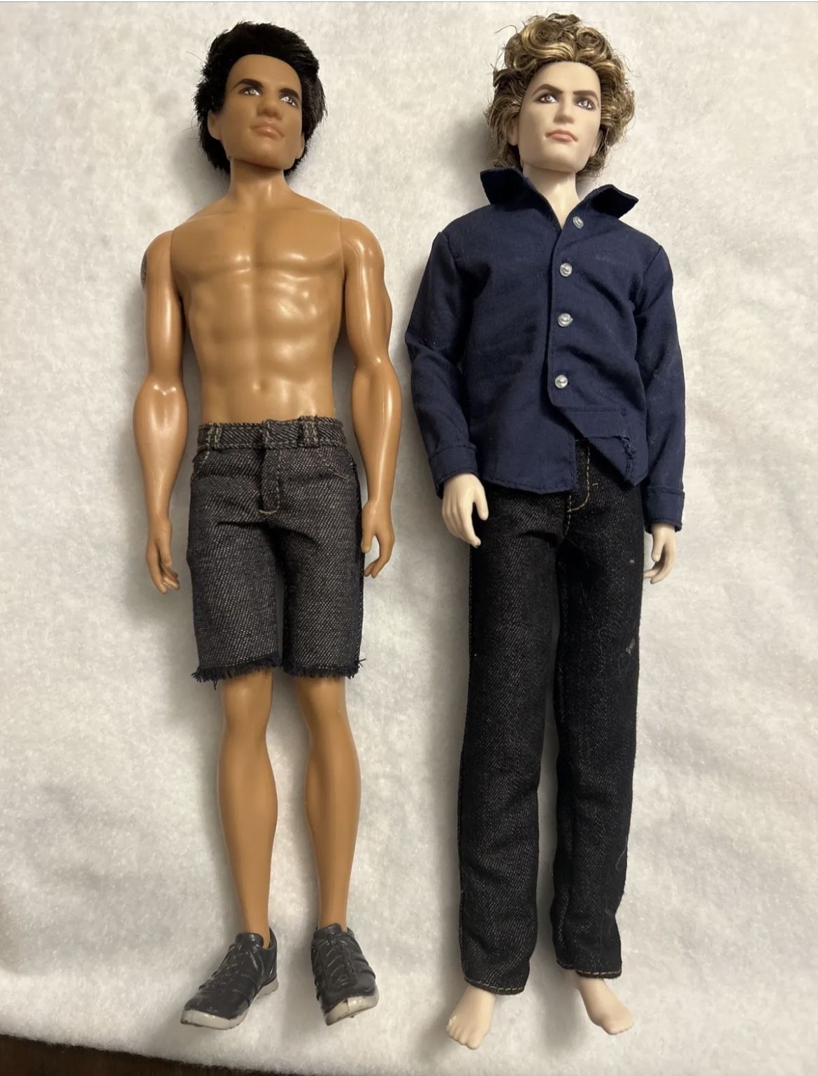 The Twilight Saga: New Moon - Jacob & Jasper 2009 Mattel Barbie Dolls (B5)
