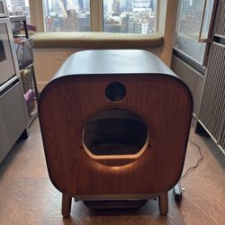Self Cleaning Cat Litter box 