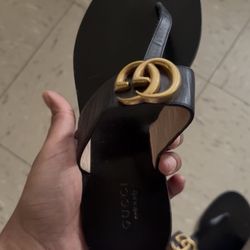 Gucci Flat Sandals 