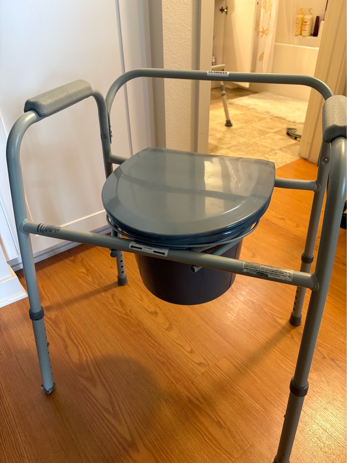 Portable toilet