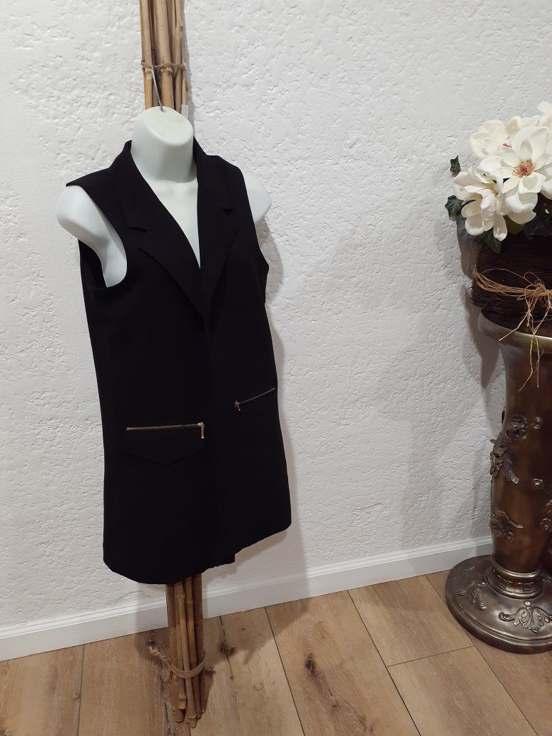 Xoxo  Coat Vest  (Color Black  ) Size  M 