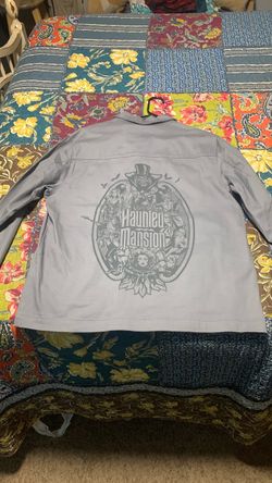 Haunted mansion Disney heavy material jacket size medium