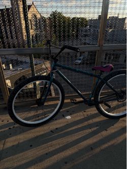 Teal splatter mafia bomma (Trade for e-bike) read description