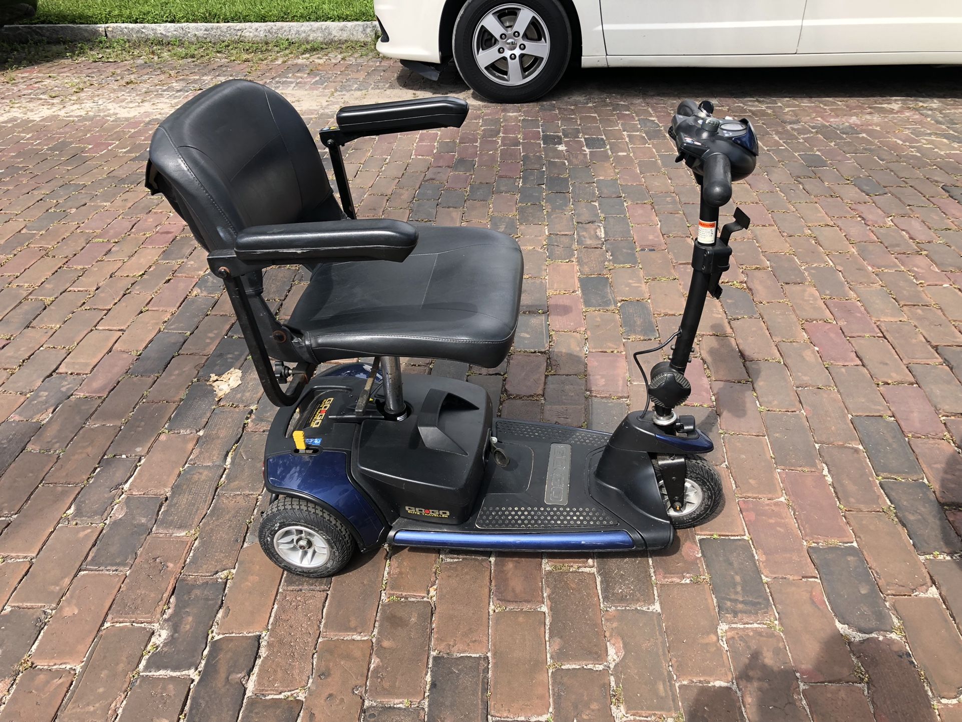 Mobility scooter