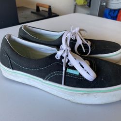 Vans 6.5 Mens or 8 Womens