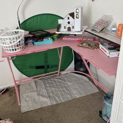 Pink Gaming Desk And Mouse 