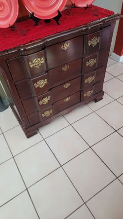 Dining room side table