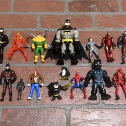 Super Hero Action Figures 