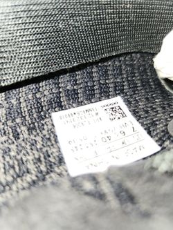 Yeezy 7 shop size tag
