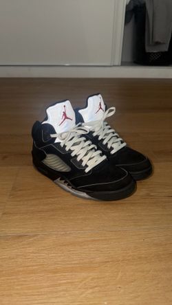 Jordan 5 metallic size 9