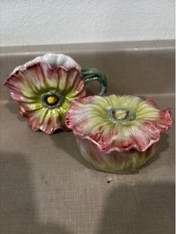 Flower sugar and creamer set