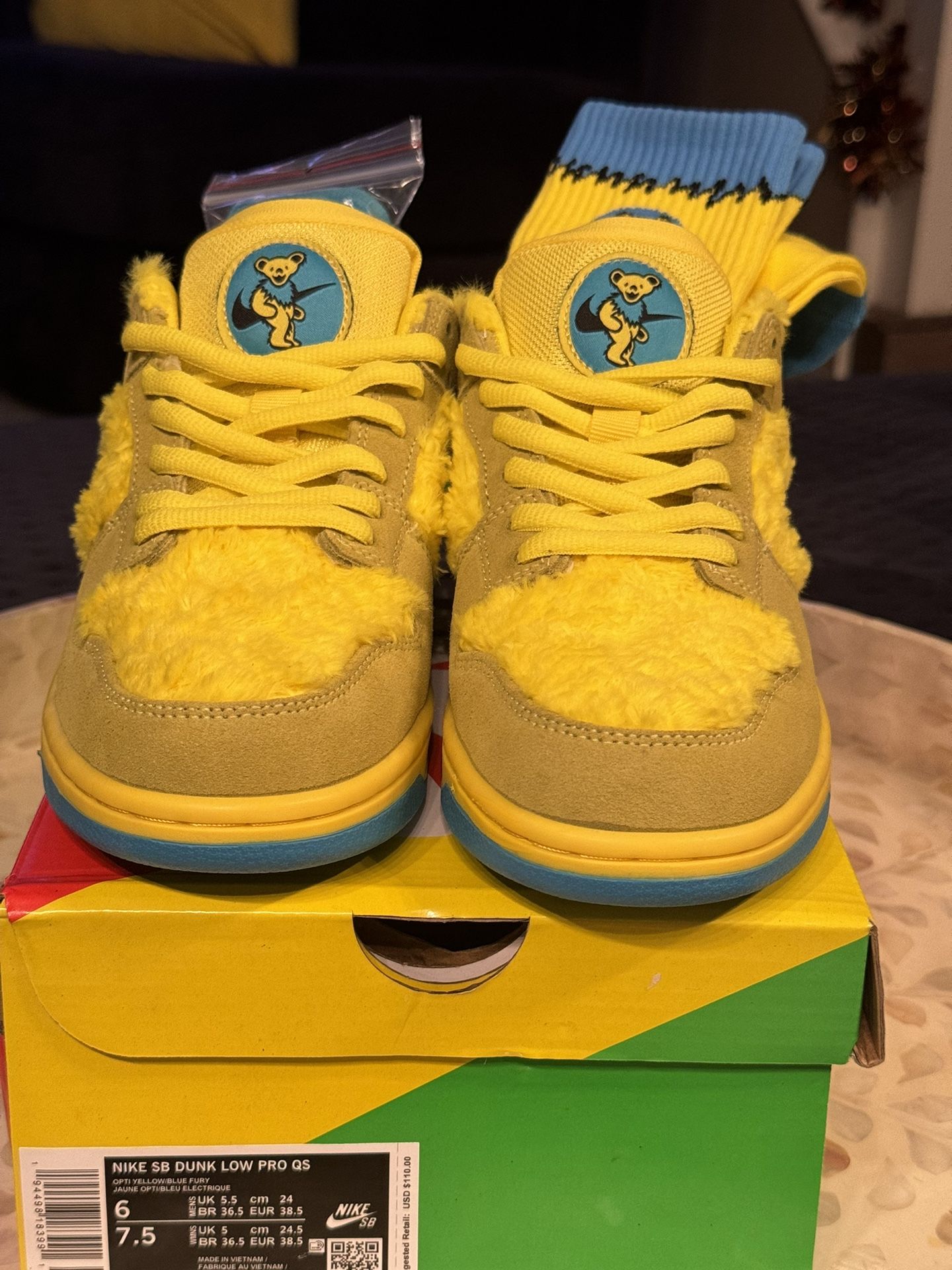 Grateful Dead Dunks 1:1 With Socks