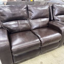64” Dark Brown Leather Power Recliner Loveseat Couches Sofa :$250