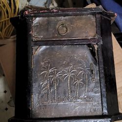 Vintage Jewelry Box