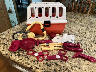  Vet Set And Pet Carrier