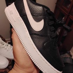 AF1 SIZE 4.5 Y 