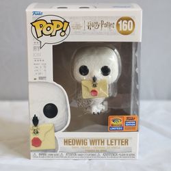 Harry Potter Hedwig with Letter 160 Funko Pop (WonderCon 2023 edition)