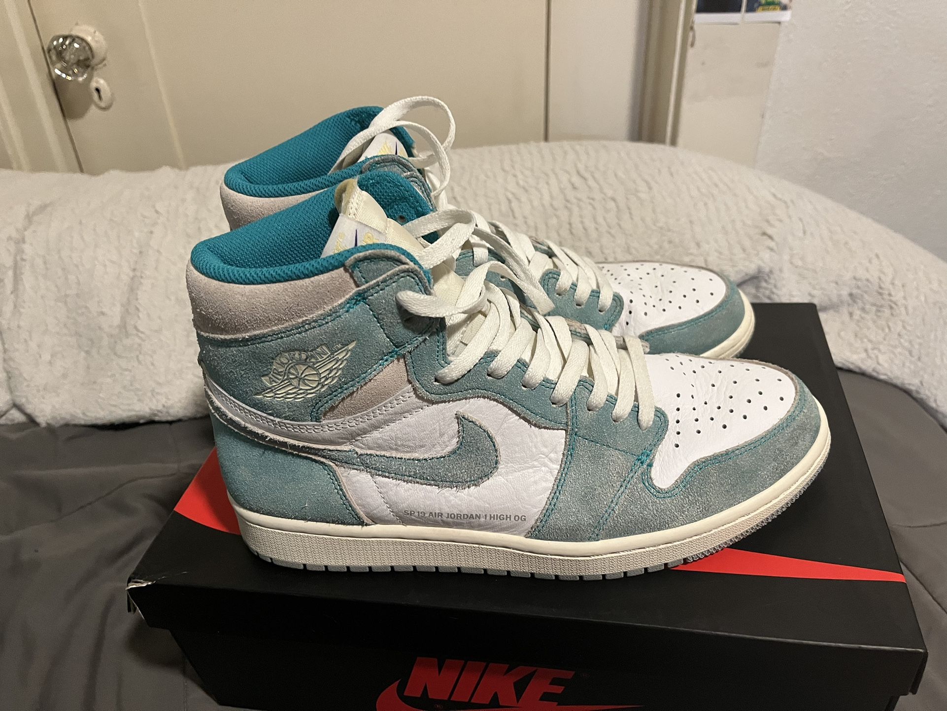 Jordan 1 Retro High “Turbo Green”