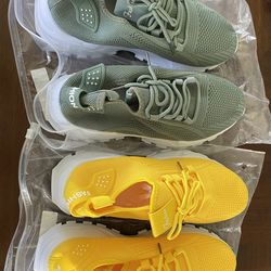 New women’s sneakers size 9