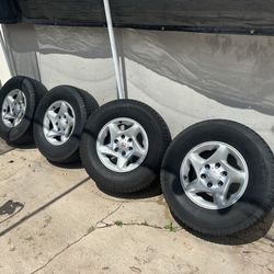 97-04 Toyota tiers and rims
