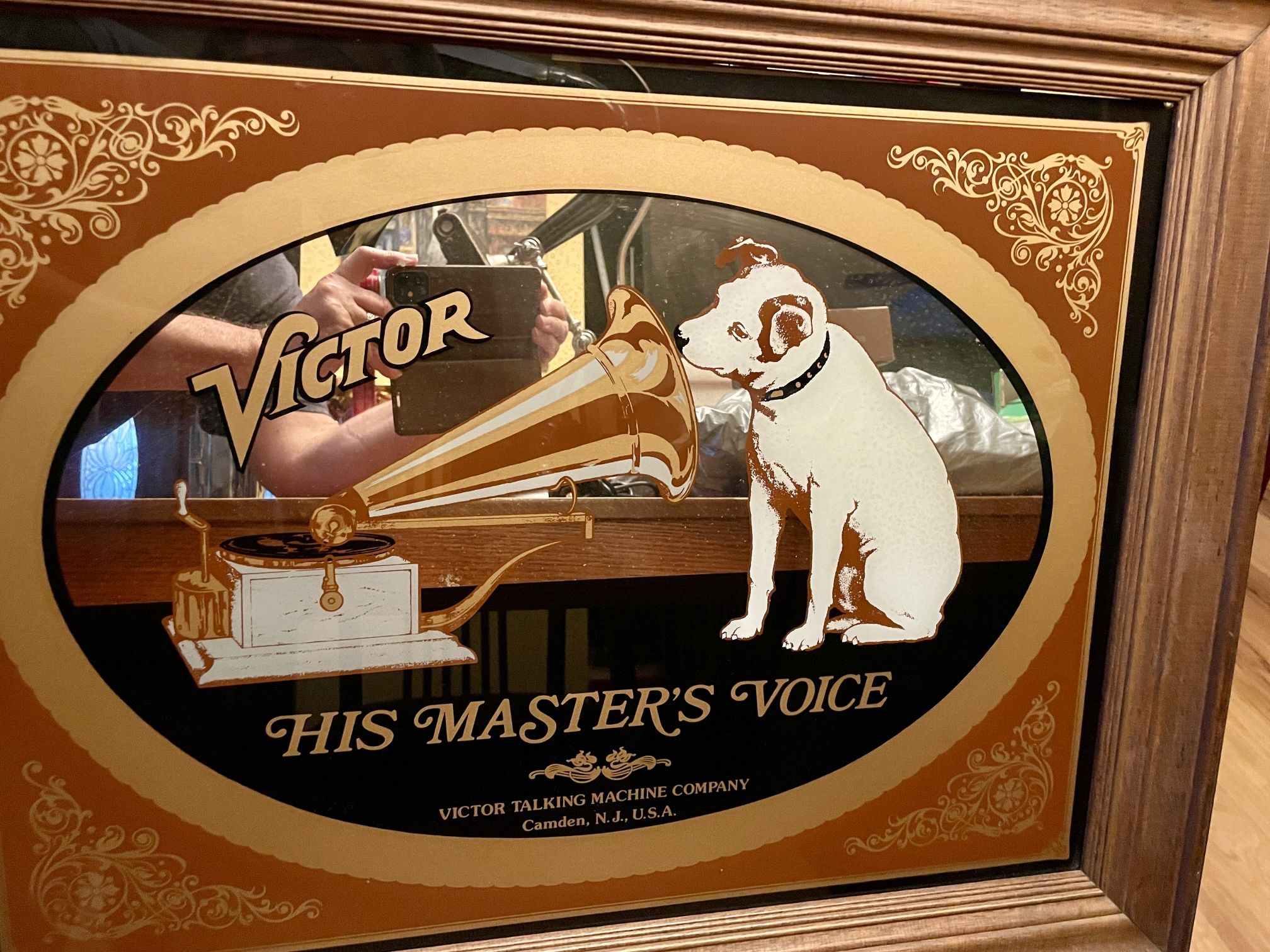 Victor Phonograph Mirror