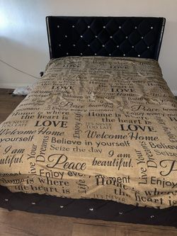 Full/Queen black Diamond Bed