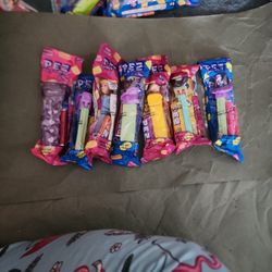 Disney Princesses And Fairy Pez Dispenser