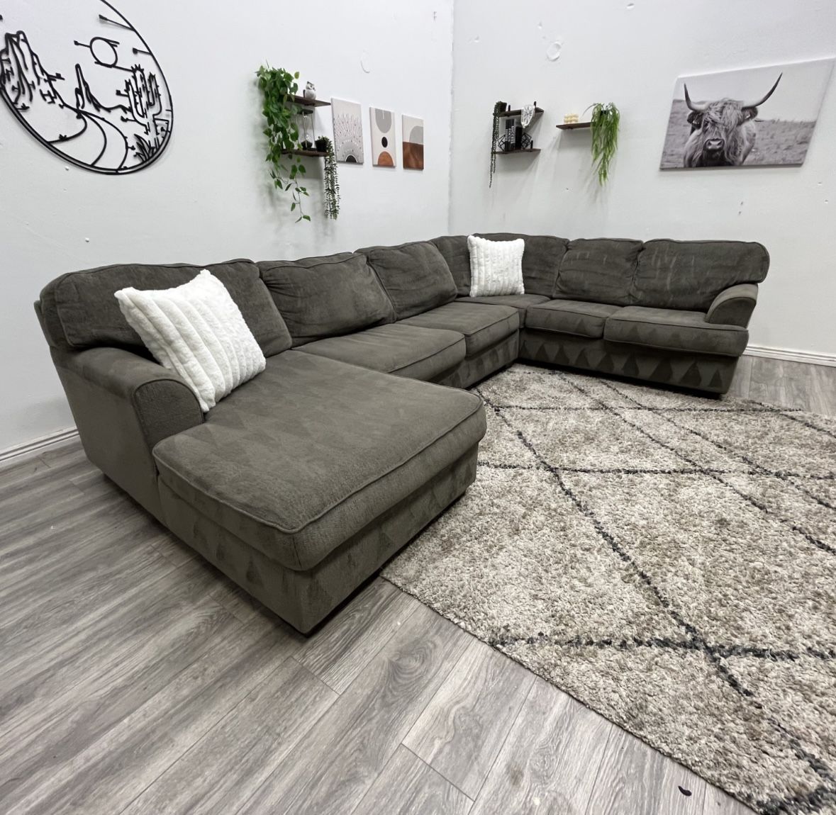 Grey Sectional Couch - Free Delivery 