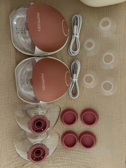 Momcozy M9 Mobile Flow Breast Pump + FREE Sterilizer – Excellent Condition