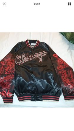 Mitchell n Ness Chicago “96 Finals” Satin Bomber Jacket