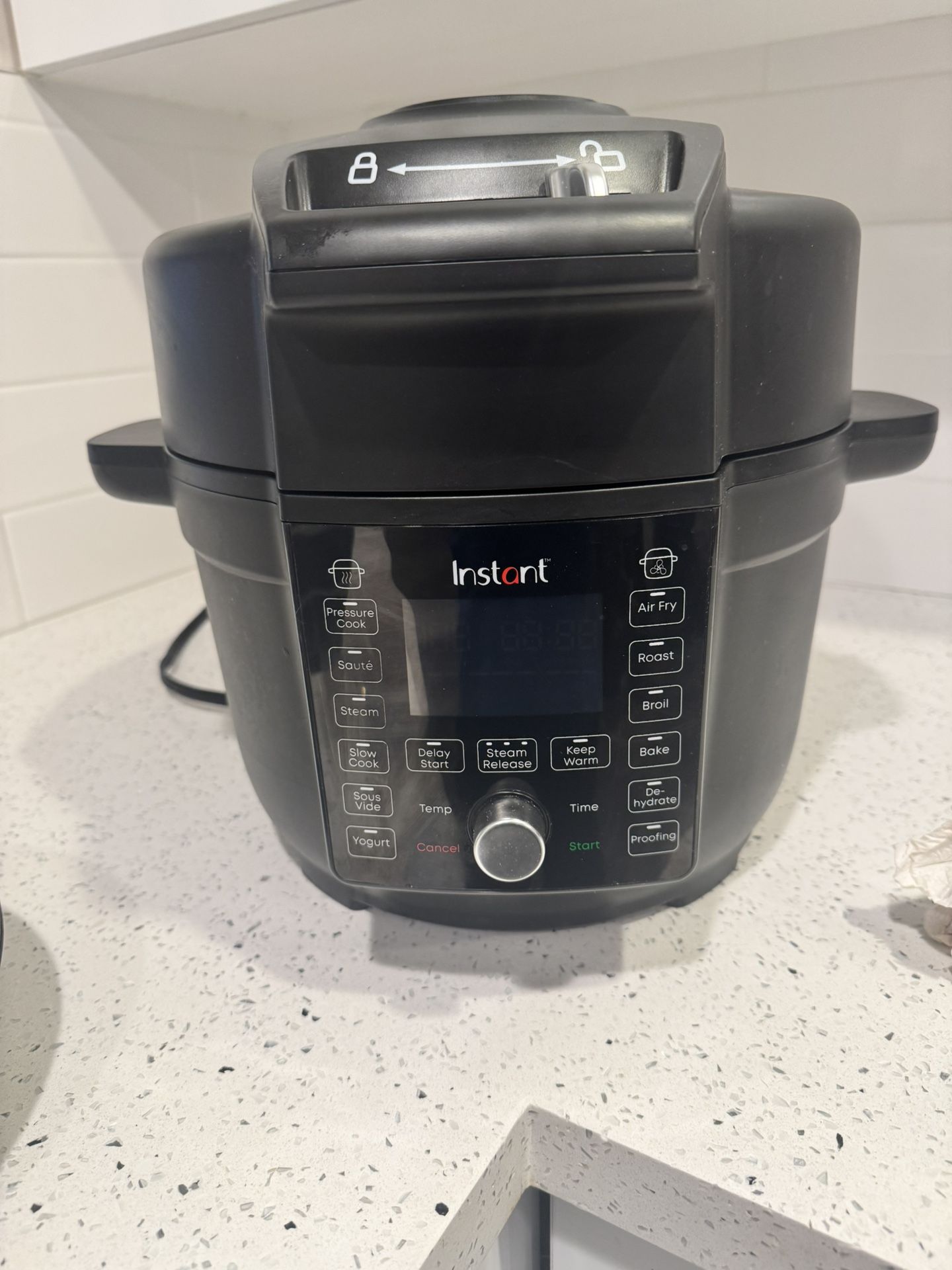 Instant Pot Duo Crisp Ultimate Lid Quart, 13 in 1, Air Fryer