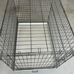You & Me Large (41 - 65 lbs.) Wire Dog Crate 