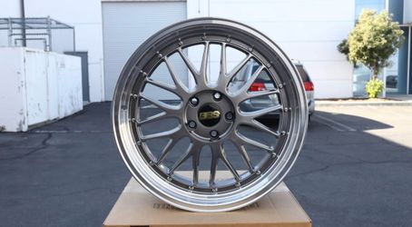 Brand New LM Mesh Style 18x8/18x9 Staggered Wheels 5x120 ET33/30 Fits BMW E90 E92 F30