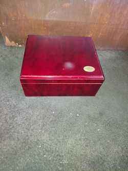 Thomson Humidor