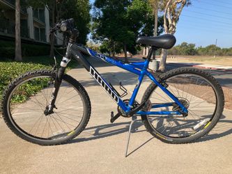 Haro V3 Mountain Bike – 15.5" (Small)