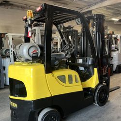 2016 Hyster S60FT forklift- propane powered 