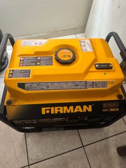 FIRMAN P03606 Portable Generator 4550 Starting / 3650 Running Watts - Like New