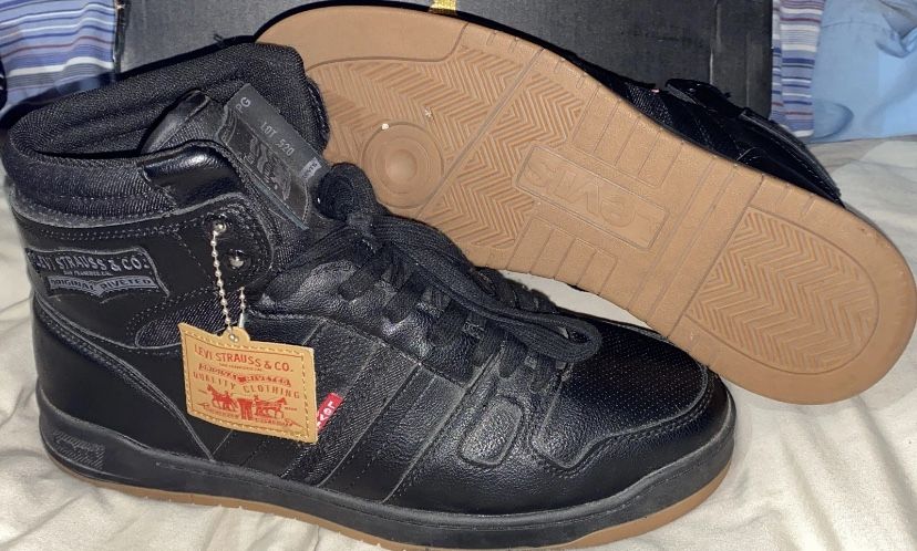 Levi's Mens Black Hightop Sneaker Shoe Size 10.5 (READ DESC