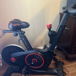 Echelon Smart Connect Exercise Bike