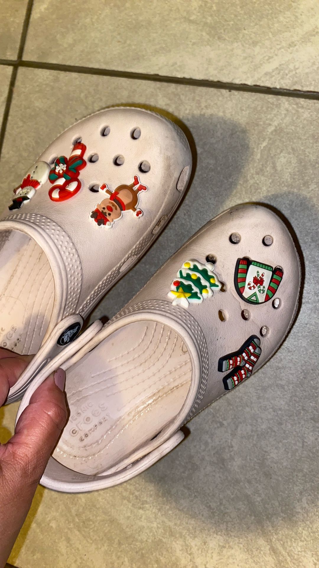 Kids/girls Crocs/shoes