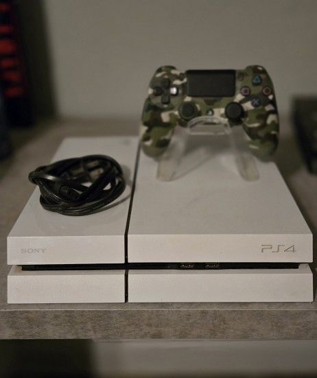 Playstation 4 White