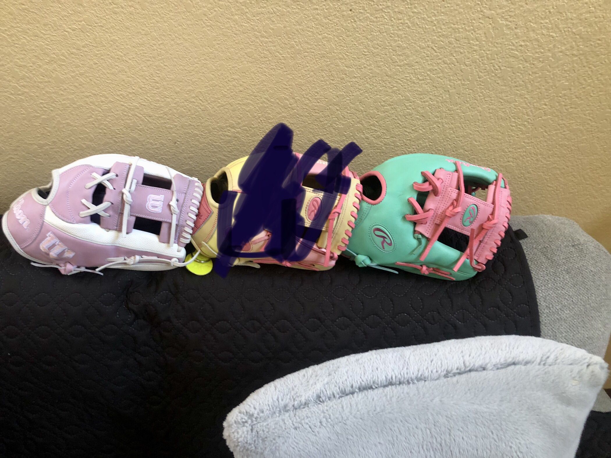 NEW RAWLINGS HOH & WILSON A2000 FAST-PITCH SOFTBALL GLOVES